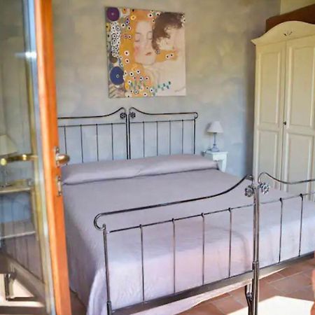 ピネローロ La Poiana Bed & Breakfast エクステリア 写真